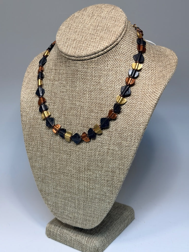 MIXED METAL COLLAR NECKLACE LCN2068.1