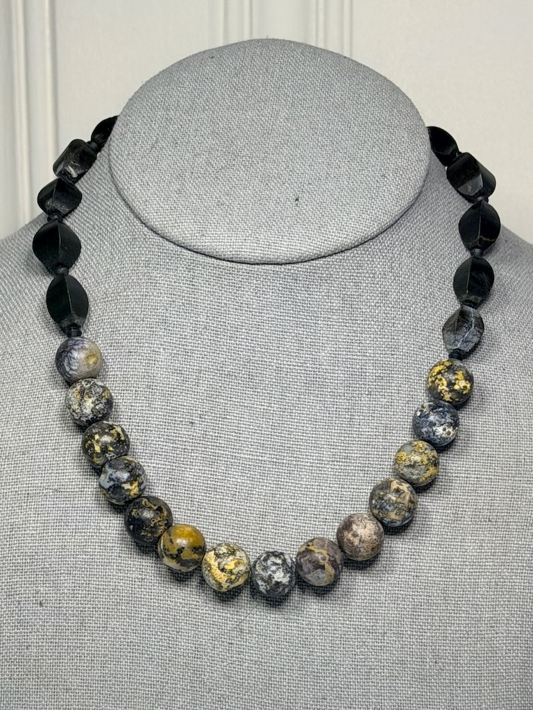 RARE OCEAN JASPER AND AFGHAN JADE NECKLACE LCN2078