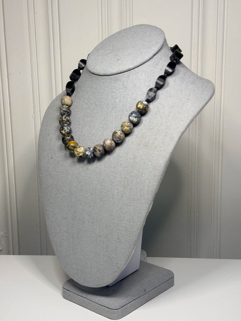 RARE OCEAN JASPER AND AFGHAN JADE NECKLACE LCN2078