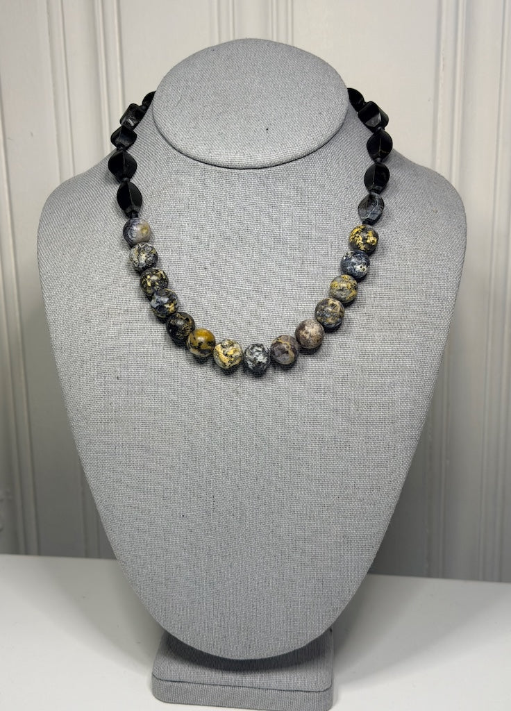 RARE OCEAN JASPER AND AFGHAN JADE NECKLACE LCN2078
