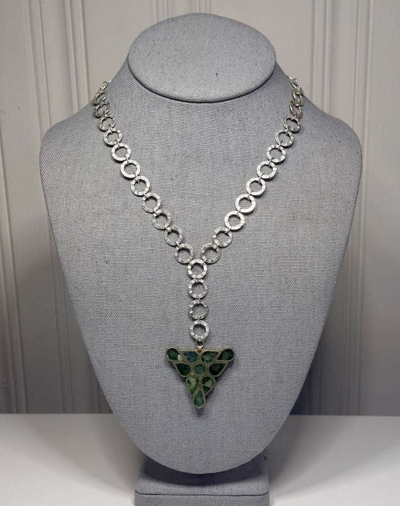 STERLING SILVER DISC NECKLACE WITH ADVENTURINE TRIANGLE PENDANT LCN1079