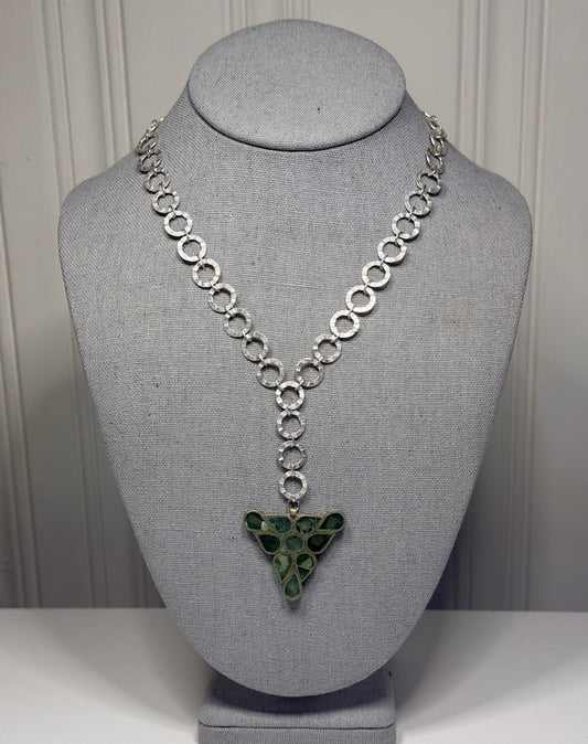 STERLING SILVER DISC NECKLACE WITH ADVENTURINE TRIANGLE PENDANT LCN1079
