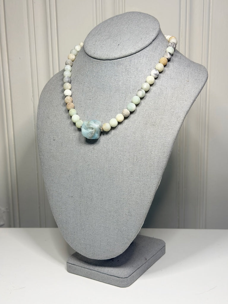 SUEDED AMAZONITE NECKLACE WITH ROUGH CUT AMAZONITE CENTER STONE LCN2080
