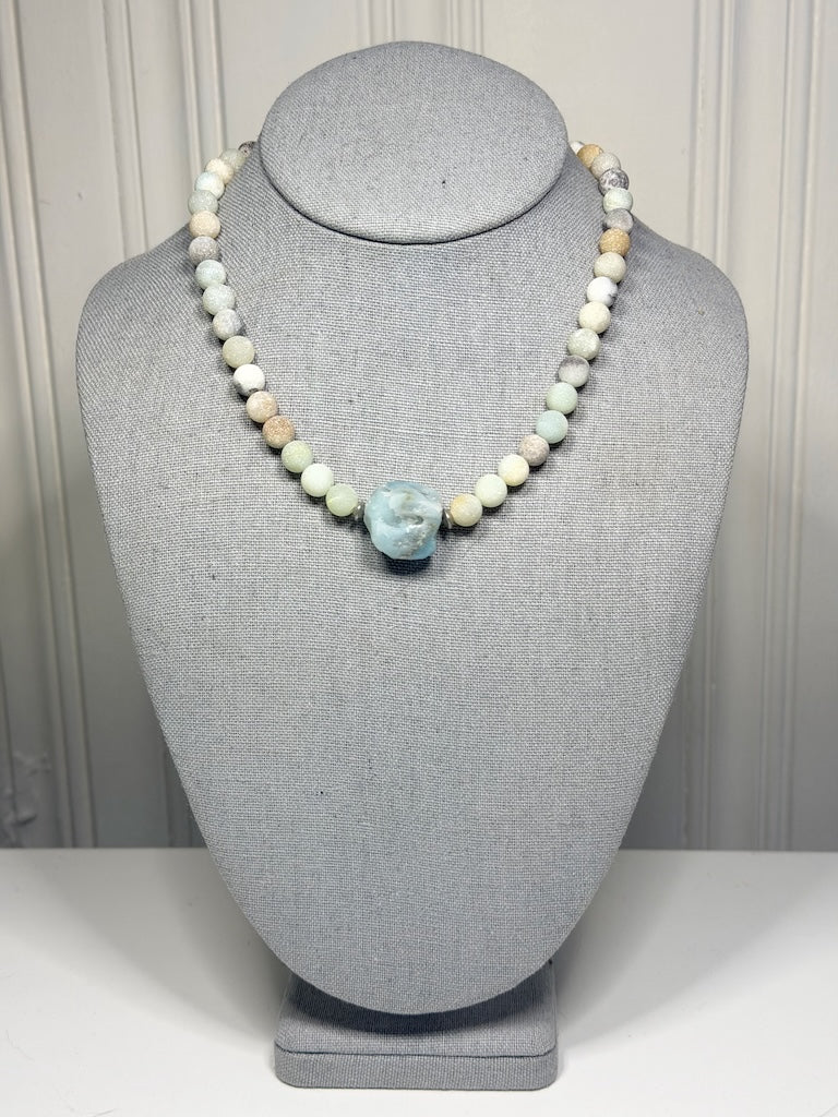 SUEDED AMAZONITE NECKLACE WITH ROUGH CUT AMAZONITE CENTER STONE LCN2080
