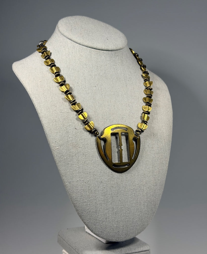 BRASS STATEMENT NECKLACE WITH VINTAGE BRASS BUCKLE LCN2095
