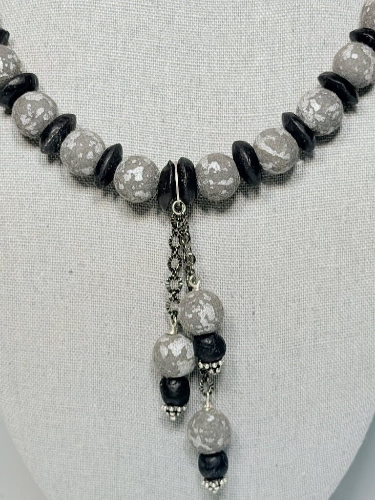 BLACK/SILVER FABRIC BEADS WITH BLACK AFRICAN GLASS STATEMENT NECKLACE LCN3014