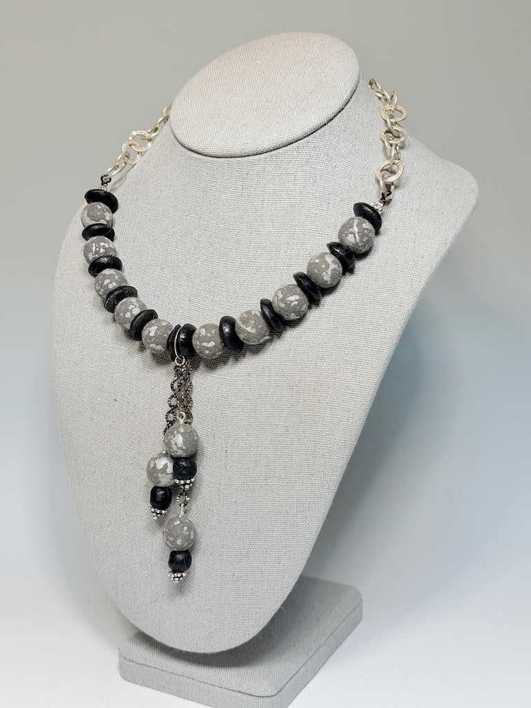 BLACK/SILVER FABRIC BEADS WITH BLACK AFRICAN GLASS STATEMENT NECKLACE LCN3014