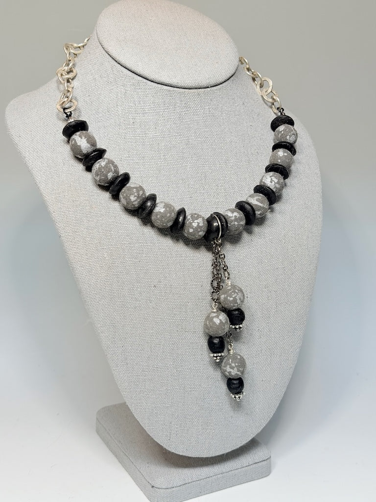 BLACK/SILVER FABRIC BEADS WITH BLACK AFRICAN GLASS STATEMENT NECKLACE LCN3014