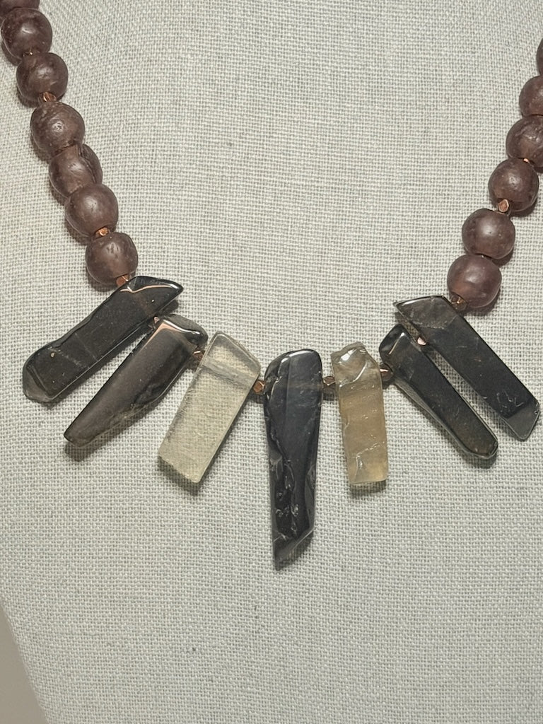 AFRICAN RED GLASS AND MULTI QUARTZ SPEAR STATEMENT NECKLACE LCN302