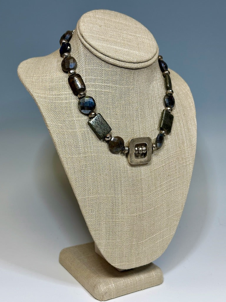 PYRITE AND SILVER STATEMENT NECKLACE LCN550