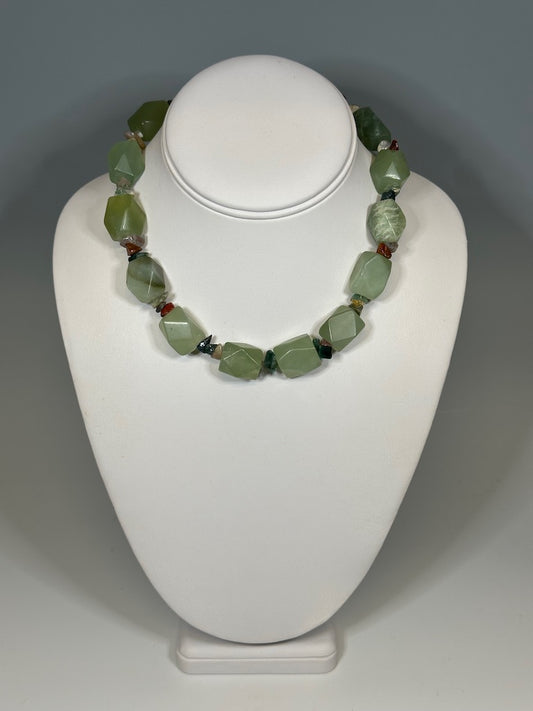 IRREGULAR CUT SERPENTINE STONE NECKLACE  LCN601