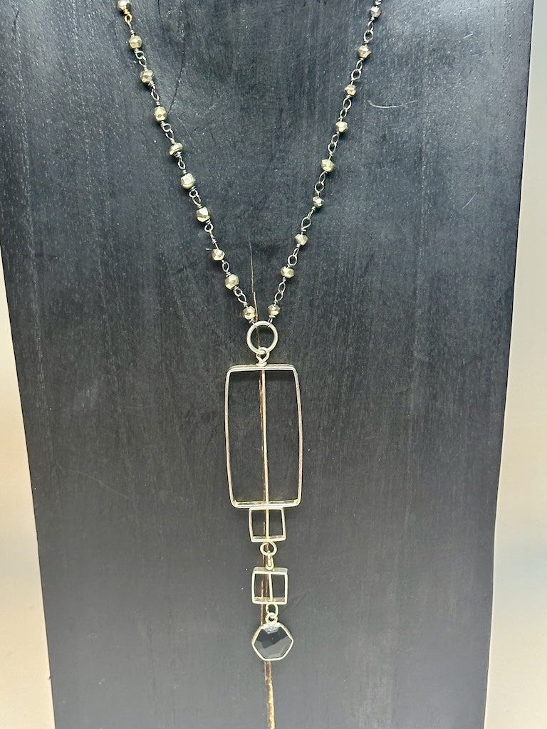 STERLING SILVER RECTANGLE/CIRCLE/ONYX NECKLACE WITH PYRITE CHAIN LCN669