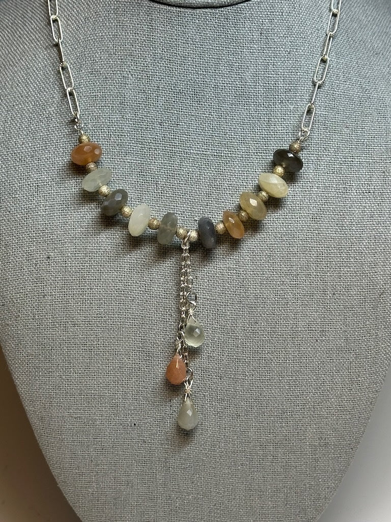 MOONSTONE AND STERLING SILVER STATEMENT NECKLACE LCN707