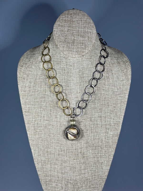 HEMATITE AND BRASS STATEMENT NECKLACE WITH FOCAL PENDANT LCN1096