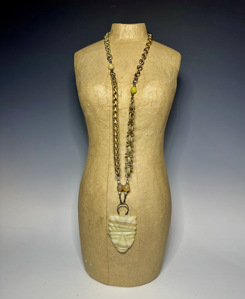 MIXED BRASS CHAIN NECKLACE WITH CARED STONE MASK PENDANT STATEMENT NECKLACE LCN744