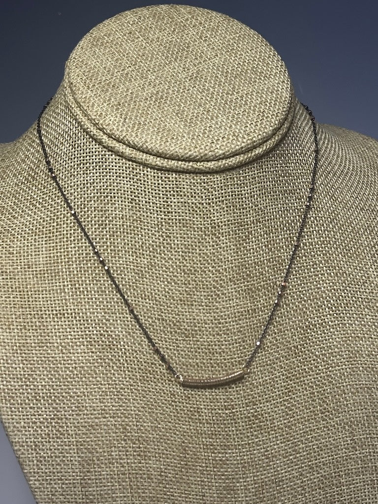 OXIDIZED STERLING SILVER CHAIN NECKLACE WITH GOLD BAR LCN761