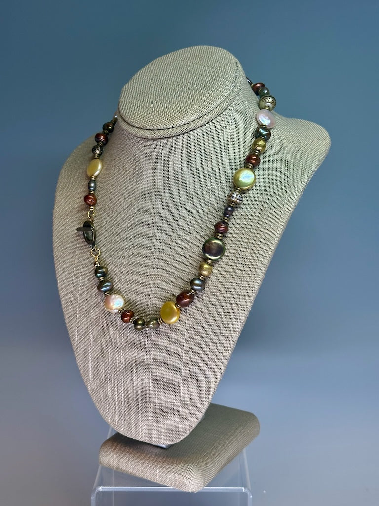 MIXED FRESH WATER PEARL NECKLACE WITH BRASS TOGGLE  LCN770