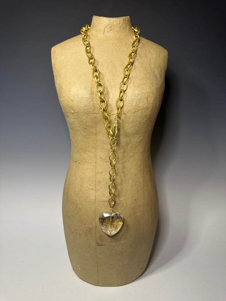 GOLD CHAIN DROP NECKLACE WITH QUARTZ HEART LCN901