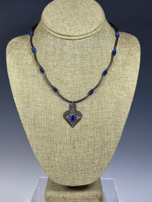 RHODIUM PLATED HANDMADE NECKACE WITH STERLING SILVER LAPIS VINTAGE PENDANT  LCN979
