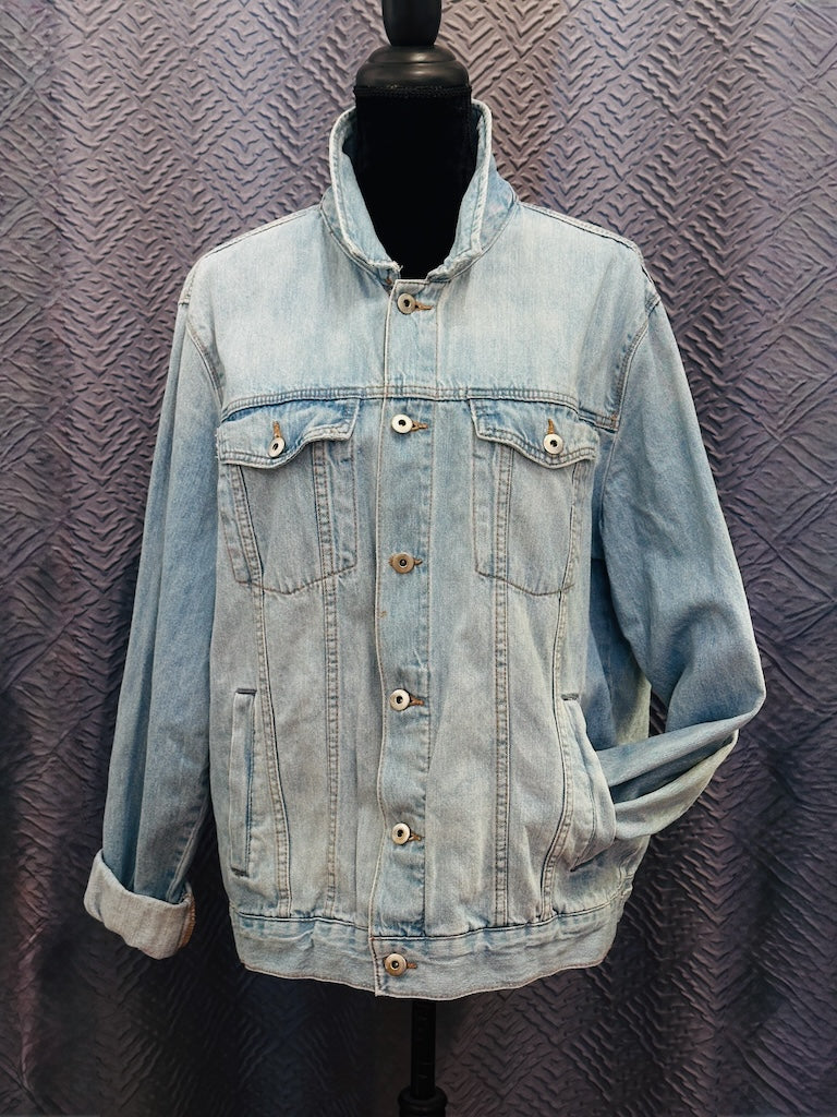 REDTAIL ON POST HAND PAINTED DENIM JACKET LM44