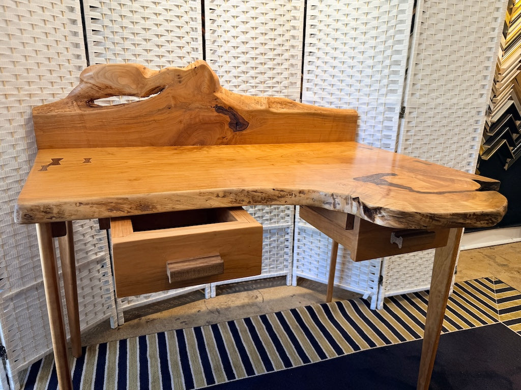 CHERRY DESK WITH 2 DRAWERS