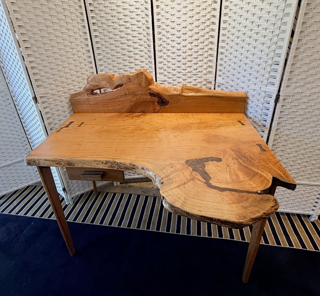 CHERRY DESK WITH 2 DRAWERS