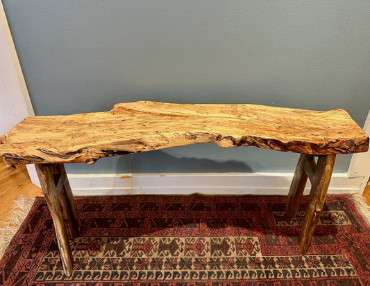 PETITE SPALTED MAPLE BENCH