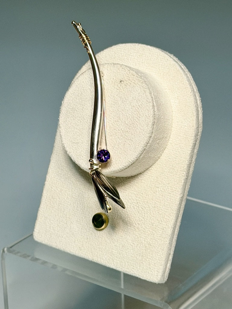14K, 18K GOLD AND STERLING SILVER LONG PIN WITH AMETHYST MB106P