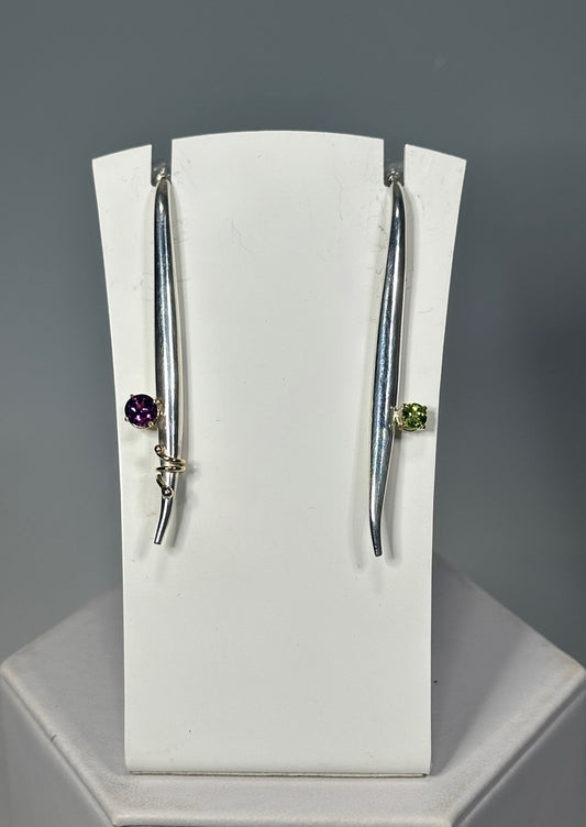 ASYMMETRICAL STERLING SILVER EARRINGS WITH 14K GOLD WRAPS AND GARNET AND PERIDOT MB193E