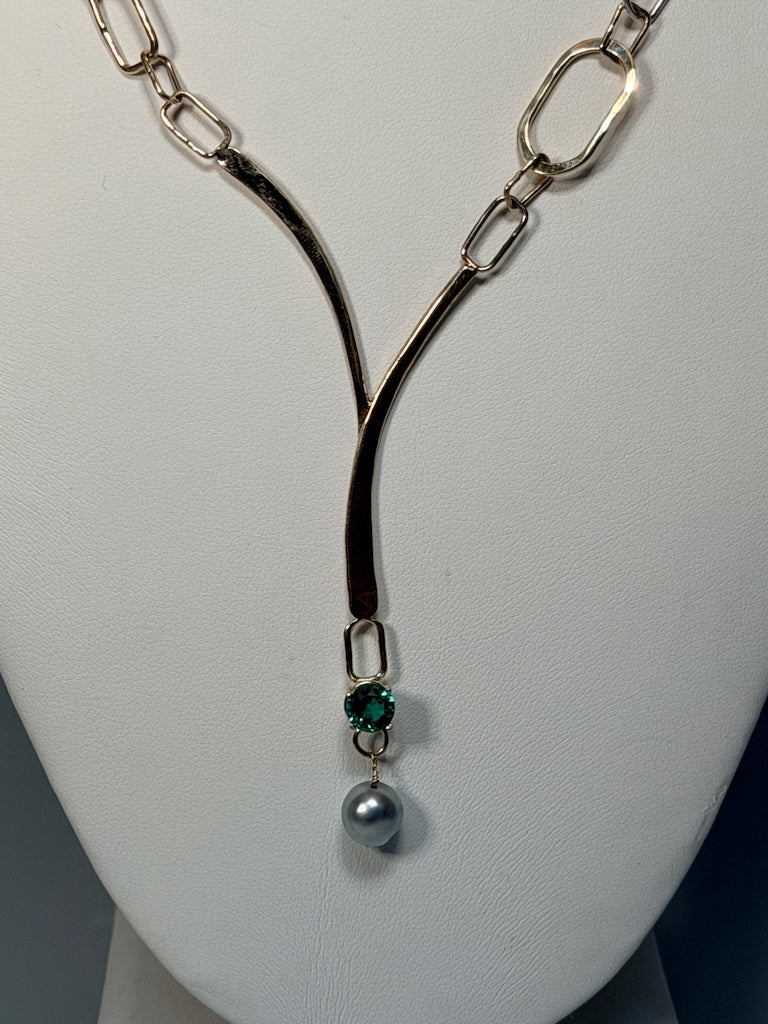 14K GOLD HANDMADE NECKLACE FORGED WITH LAB EMERALD & PEARL MB209N