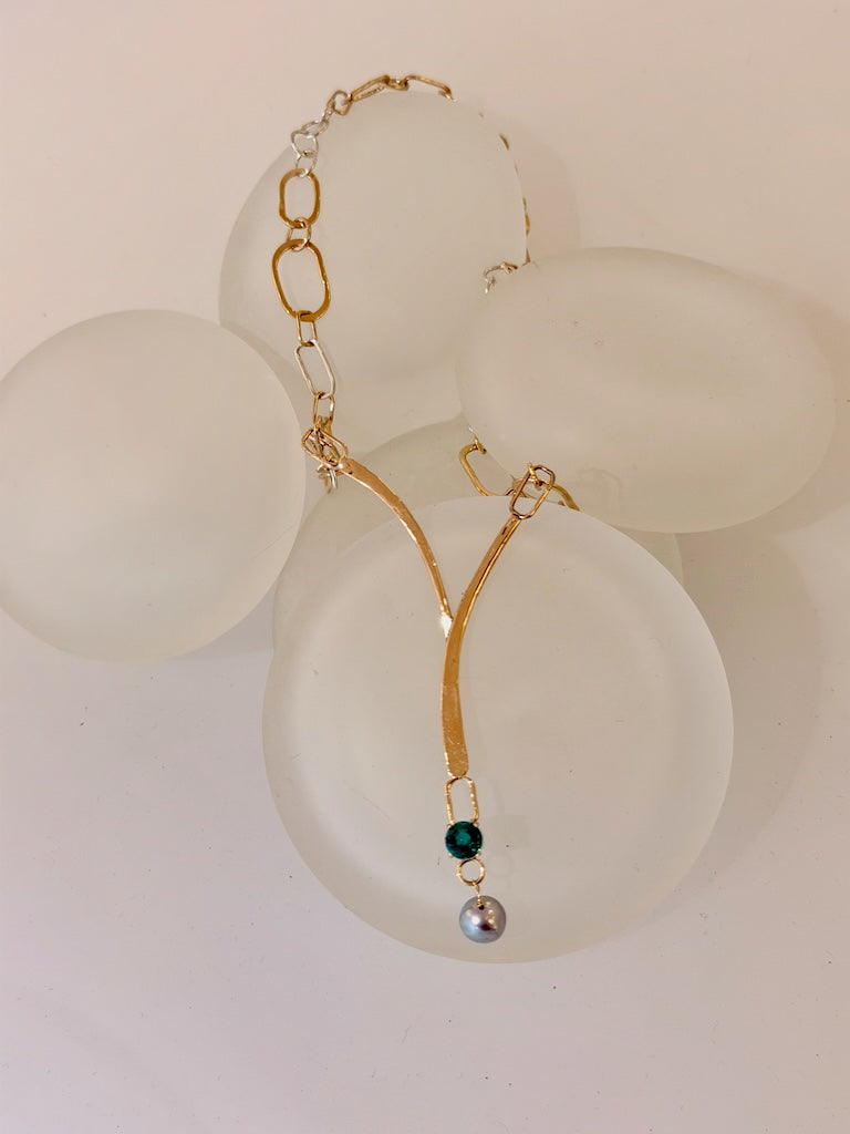 14K GOLD HANDMADE NECKLACE FORGED WITH LAB EMERALD & PEARL MB209N