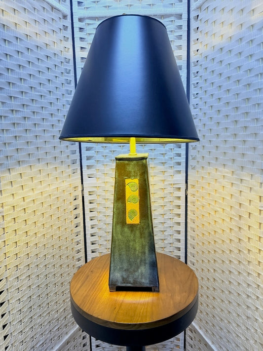 BLUE SHELL STONEWARE LAMP WITH RECTANGLE SHADE MF103