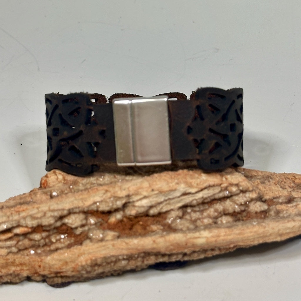 LASER CUT LEATHER BRACELET MN107B