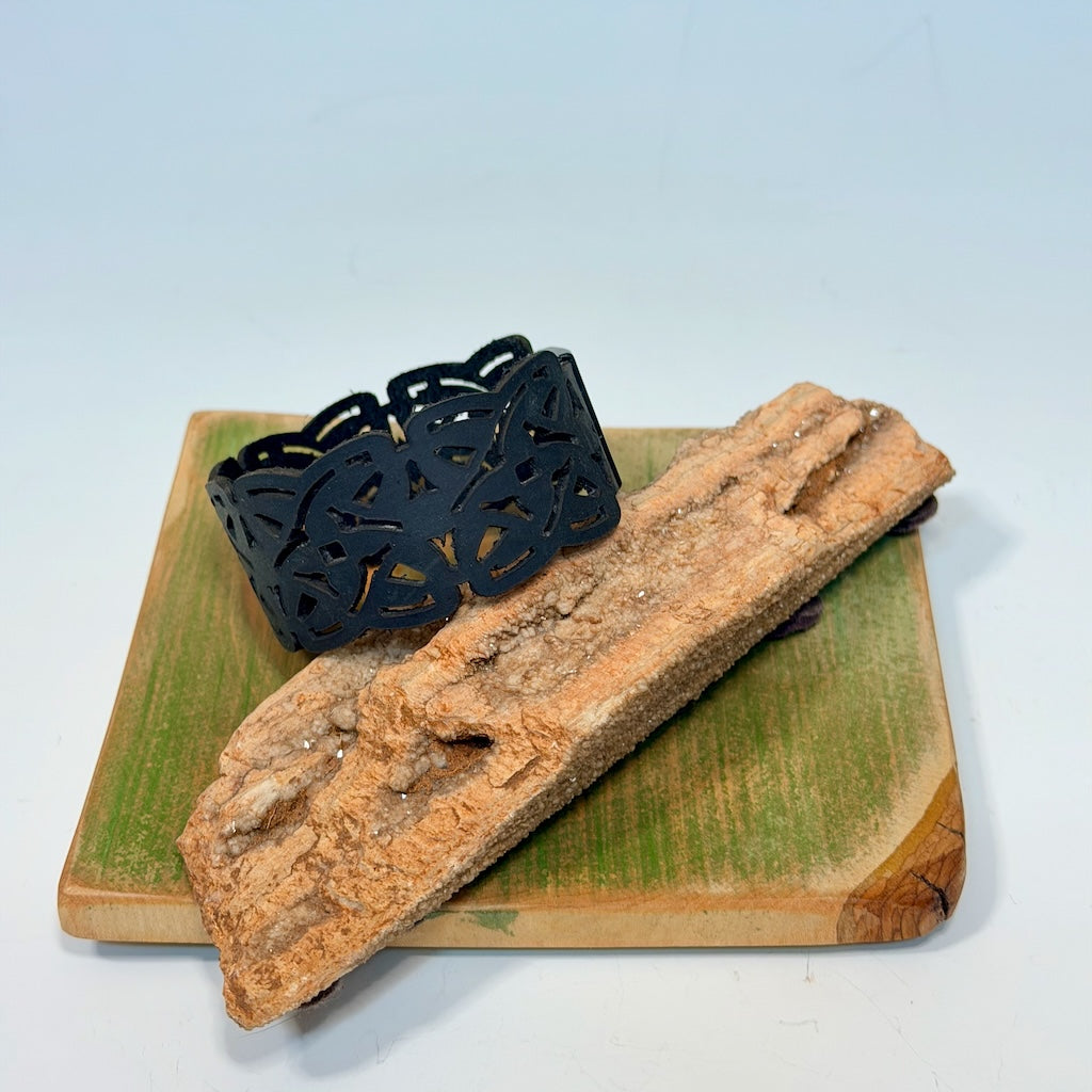 LASER CUT LEATHER BRACELET MN116B