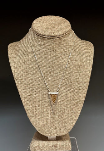 SNAKE SKIN AND MICA STERLING SILVER PENDANT ON SS CHAIN  MS189