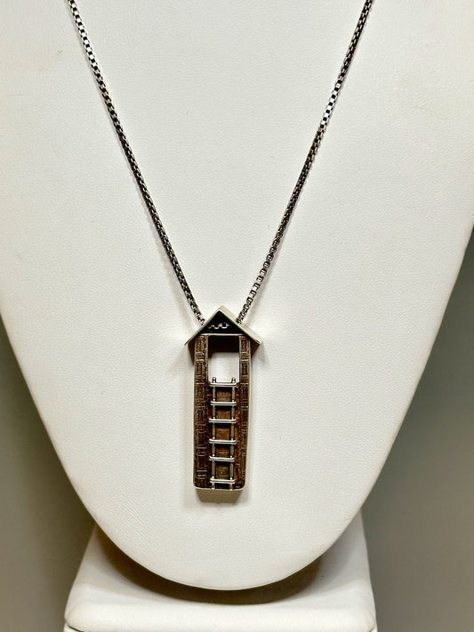 STERLING SILVER TINY HOUSE PENDANT AND SS CHAIN  MS225
