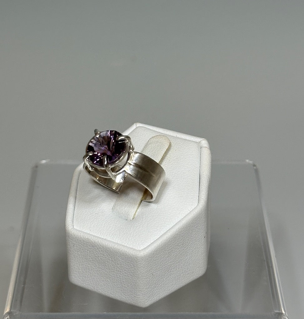 STERLING SILVER AMETHYST PRONG RING MS230