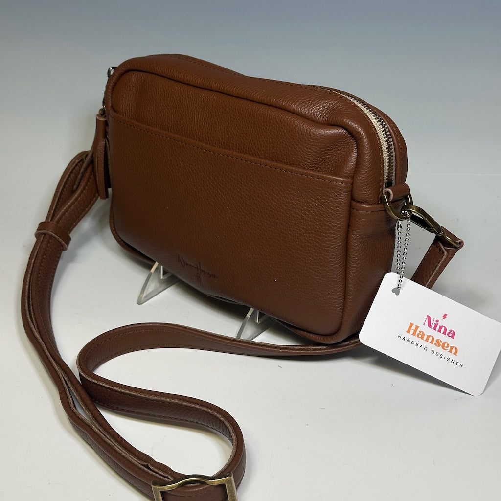 LEATHER CROSSBODY BAG, BROWN NH106