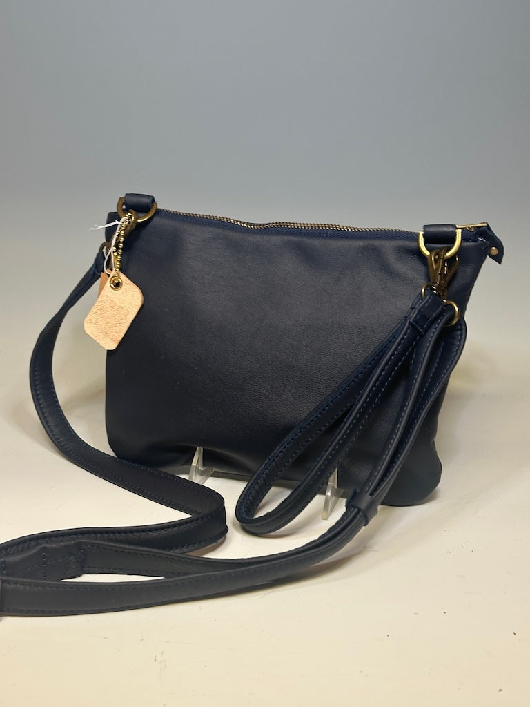 3 WAY LEATHER/TAPESTRY CROSSBODY/WRISTLET/HAND HELD IN BLUE NH140