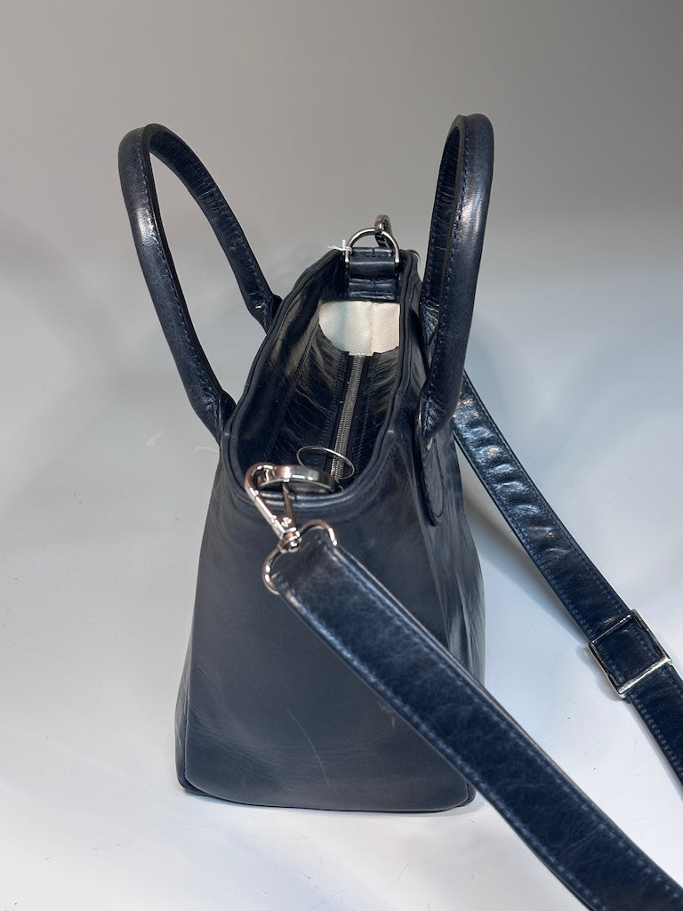 ALTO HANDBAG IN DEEP BLUE LEATHER NH167