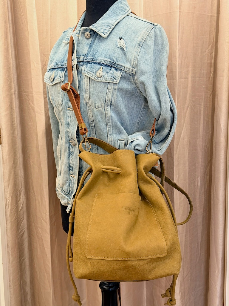 FREEFORM LEATHER DRAWSTRING BAG, SAGE NH183