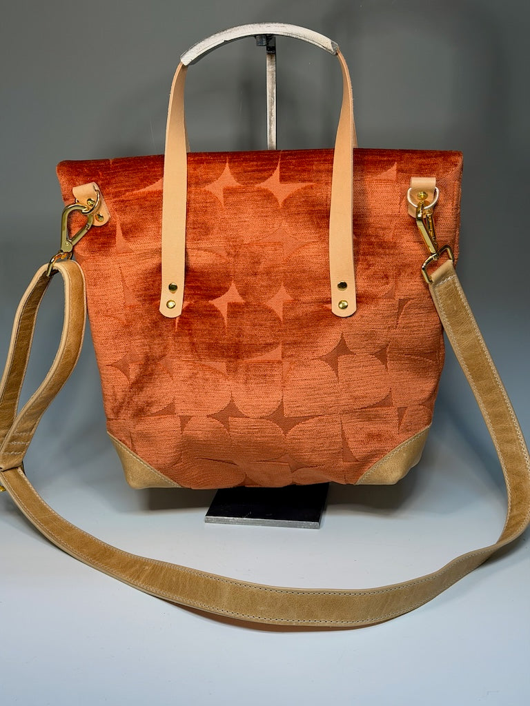 FOLD OVER TOTE ORANGE NH191