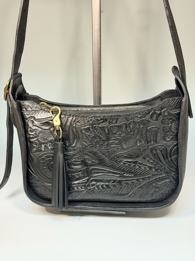 TOOLED PANEL LEATHER BAGUETTE BAG, BLACK NH196
