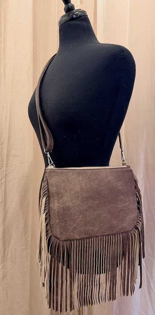 FRINGE CROSSBODY BAG - RUSTIC BROWN LEATHER NH201