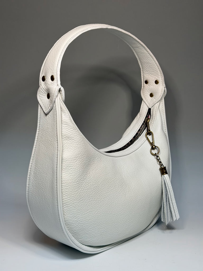 WHITE LEATHER CRESCENT SHOULDER BAG NH203