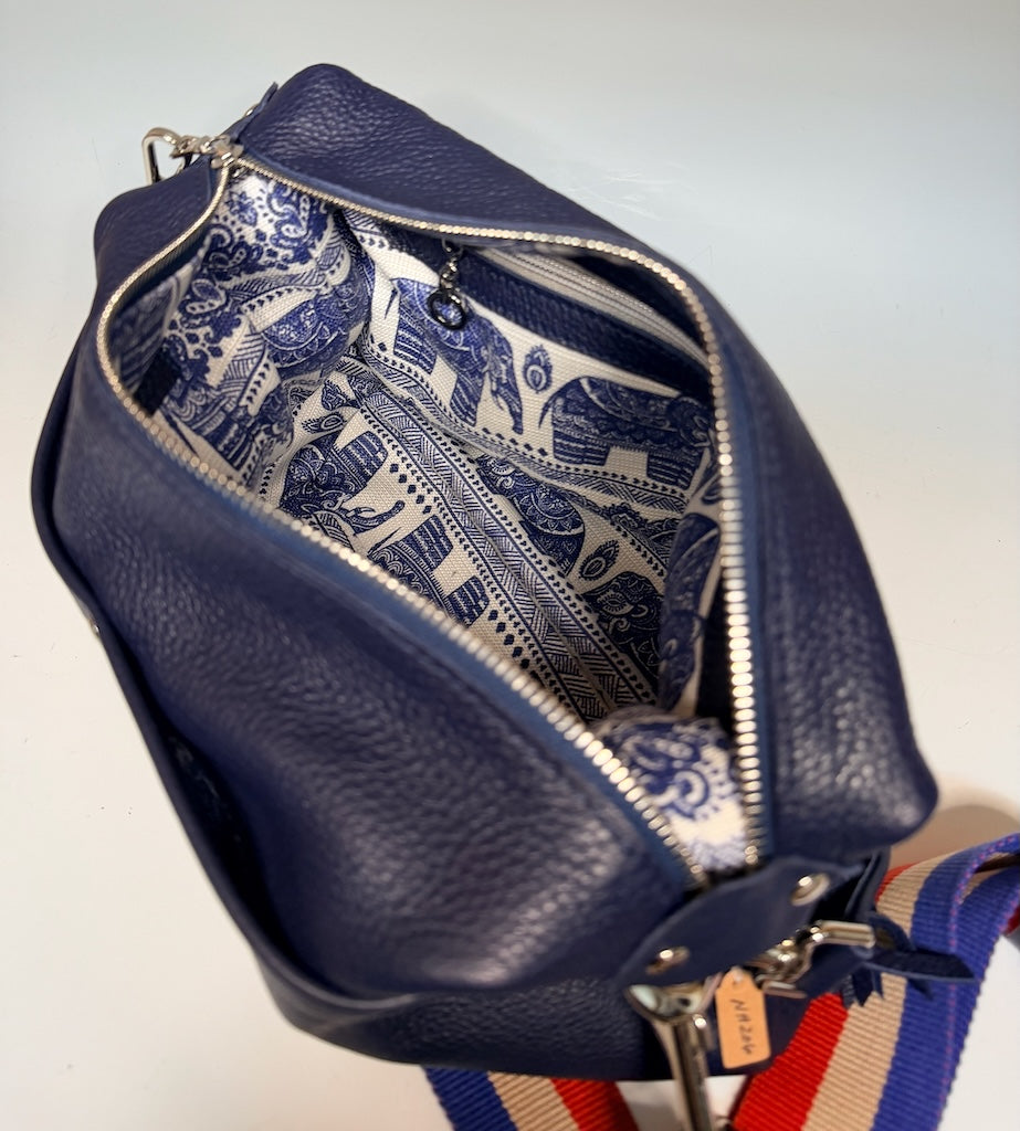 NAVY LEATHER HOBO BAG - NH206