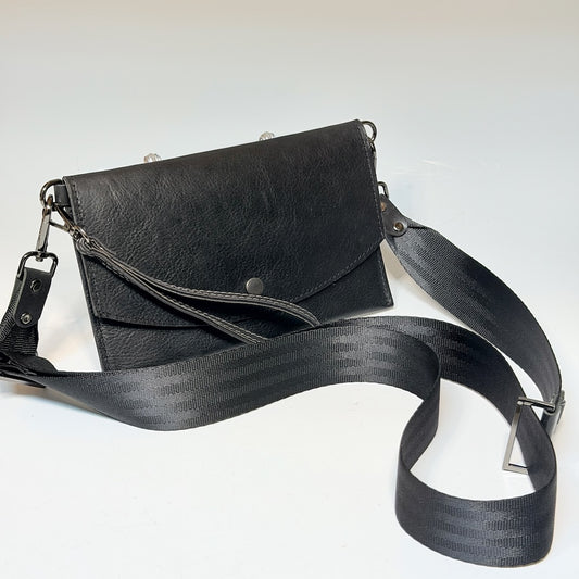 EVER IN BLACK LEATHER - NH216
