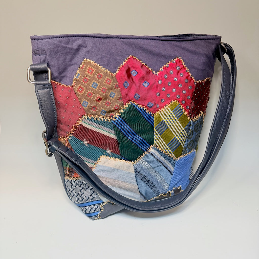 THE HEIRLOOM BUCKET - NH222