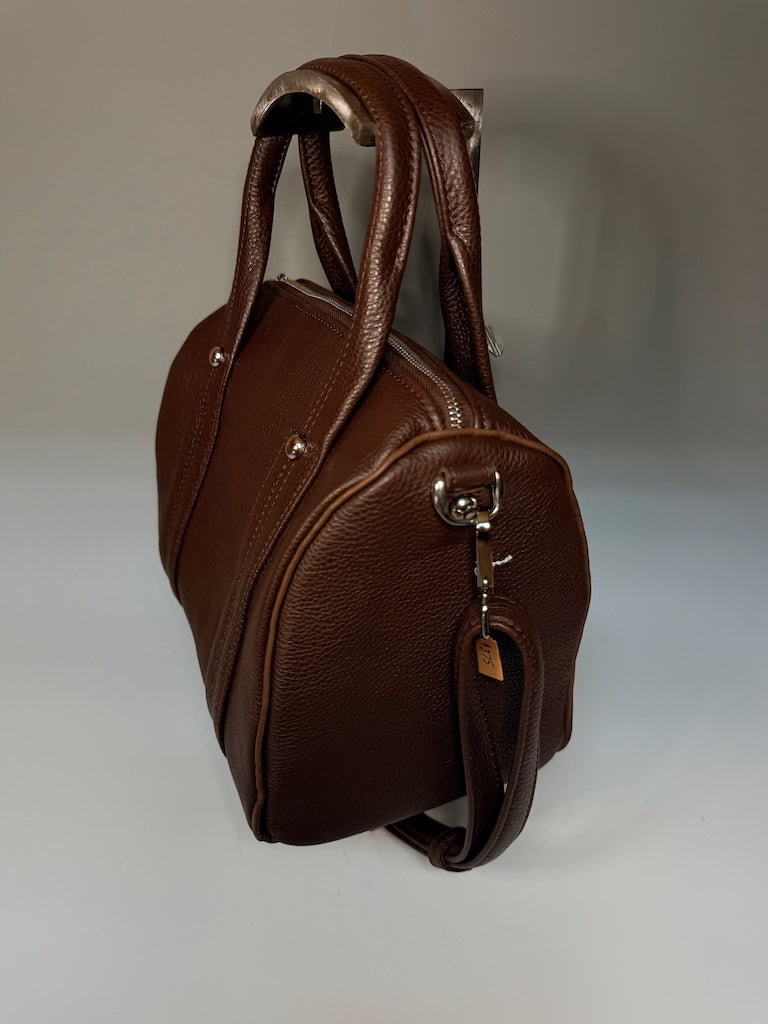 BROWN BOSTON LEATHER BARREL BAG - NH227