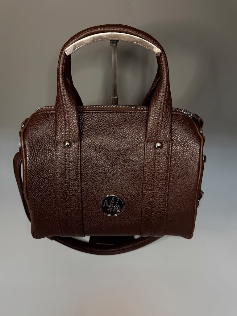 BROWN BOSTON LEATHER BARREL BAG - NH227